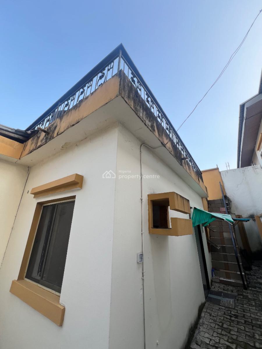 Miniflat with a Standard Kitchen, Lekki Phase 1, Lekki, Lagos, Mini Flat (room and Parlour) for Rent