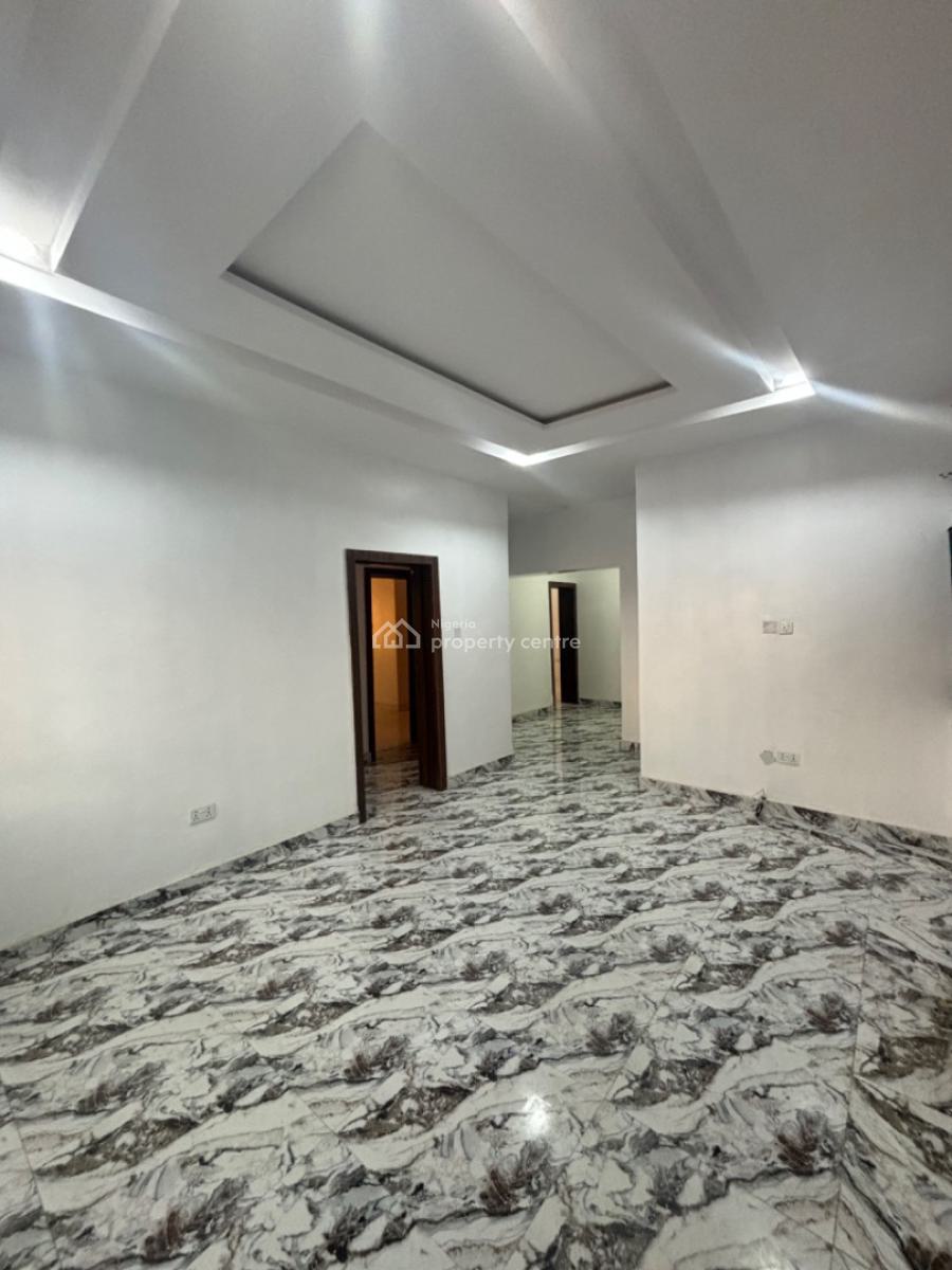 Lovely 3 Bedroom Apartment, Off Admiralty Way, Lekki Phase 1, Lekki, Lagos, Flat / Apartment for Rent