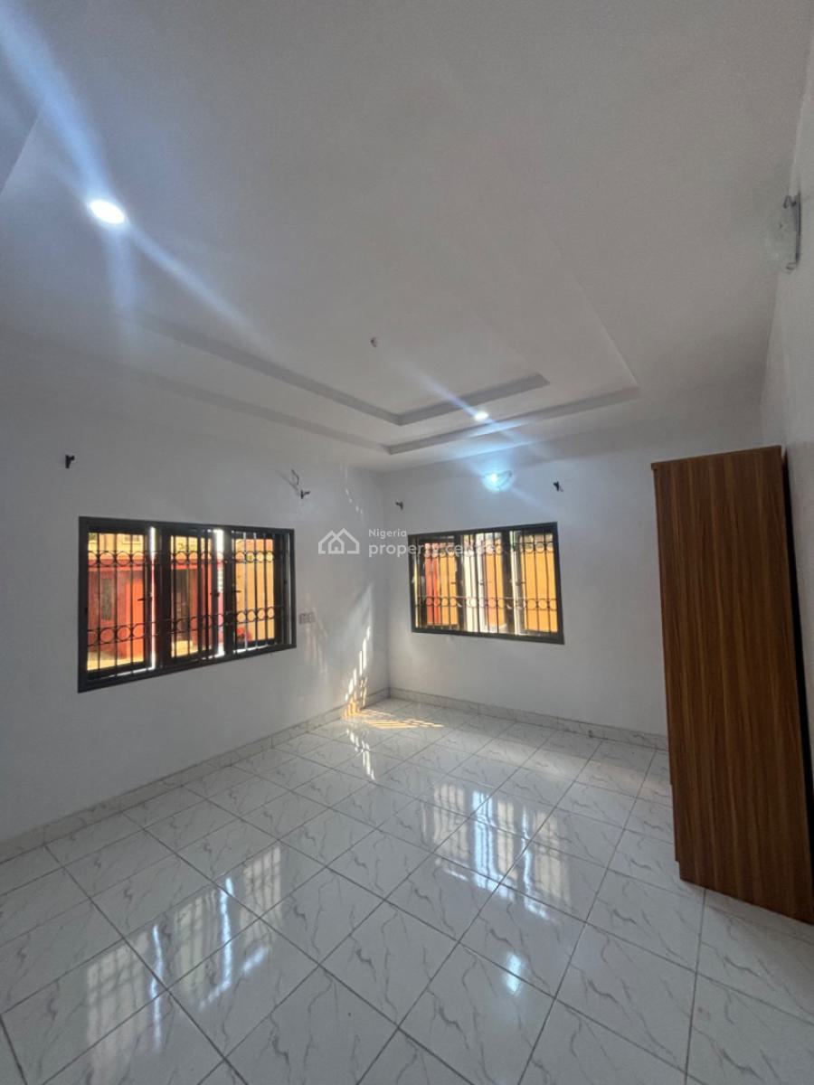 Lovely 3 Bedroom Apartment, Off Admiralty Way, Lekki Phase 1, Lekki, Lagos, Flat / Apartment for Rent