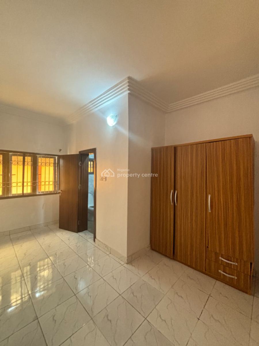 Lovely 3 Bedroom Apartment, Off Admiralty Way, Lekki Phase 1, Lekki, Lagos, Flat / Apartment for Rent