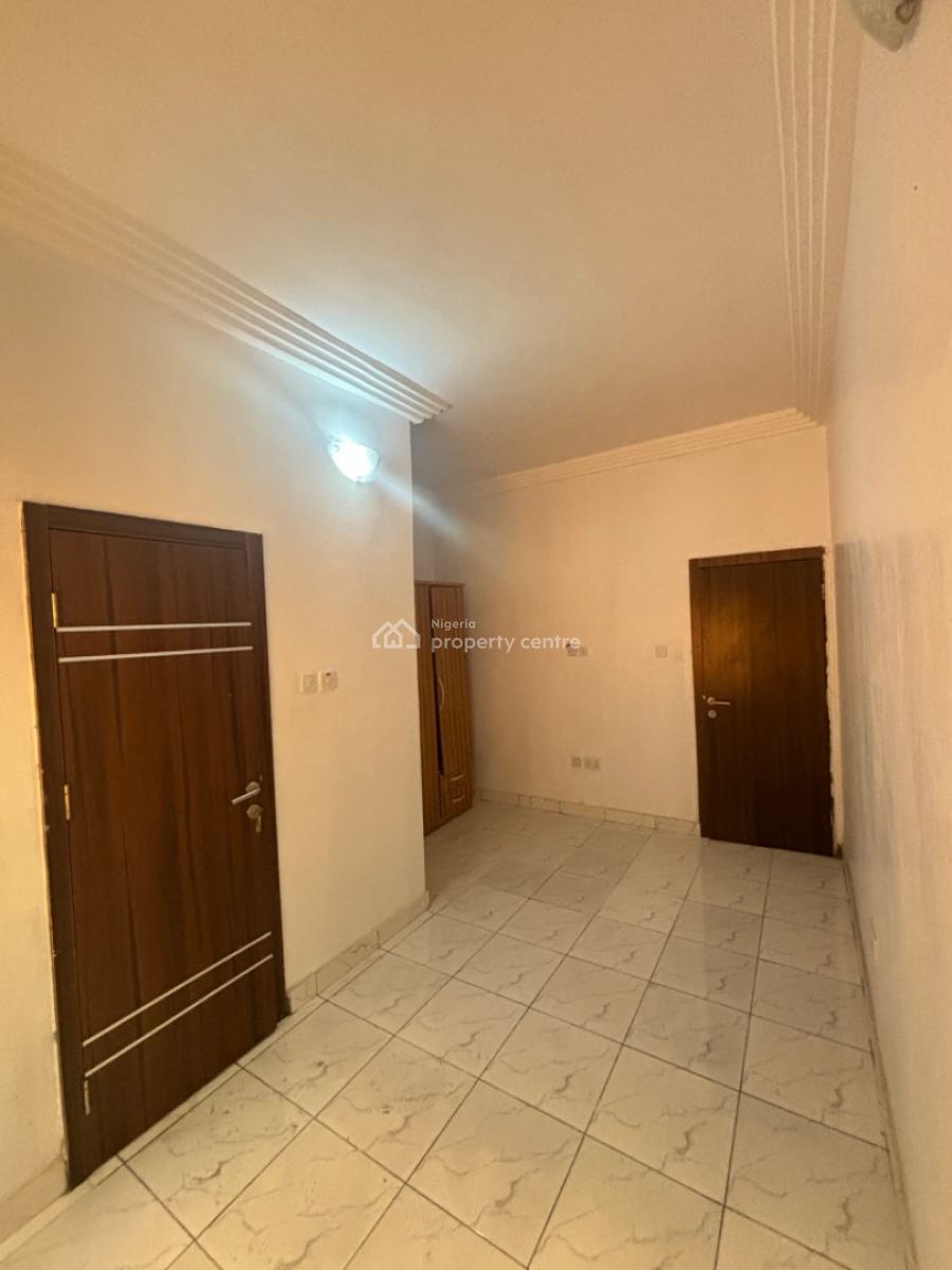 Lovely 3 Bedroom Apartment, Off Admiralty Way, Lekki Phase 1, Lekki, Lagos, Flat / Apartment for Rent