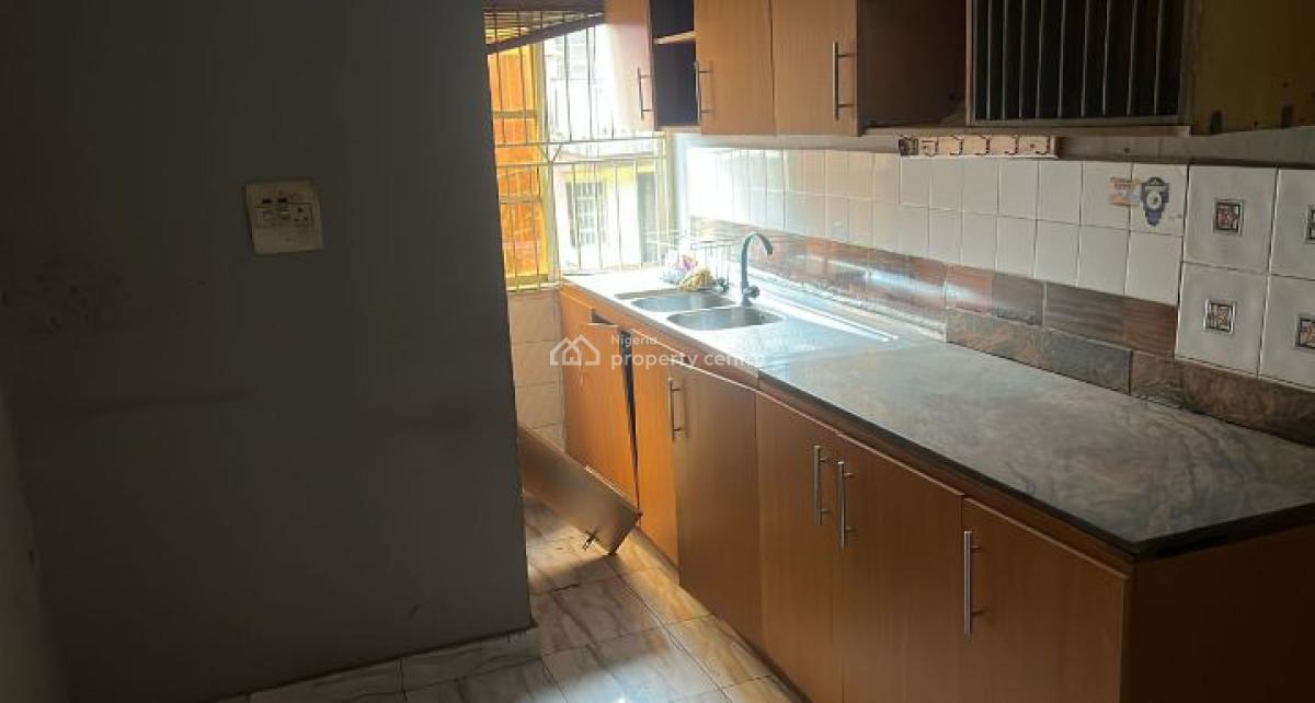 3 Bedroom Flat, Awushe Estate, Opebi, Ikeja, Lagos, Flat / Apartment for Rent