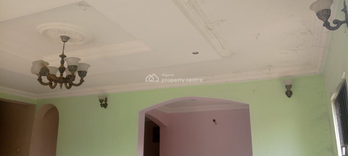 Executive 6 Bedroom Duplex with 2 Bedroom Bungalow & Gate House, Short Drive From Ikeja Airport, Along Lagos Ibadan Expressway, Berger, Arepo, Ogun, Detached Duplex for Sale