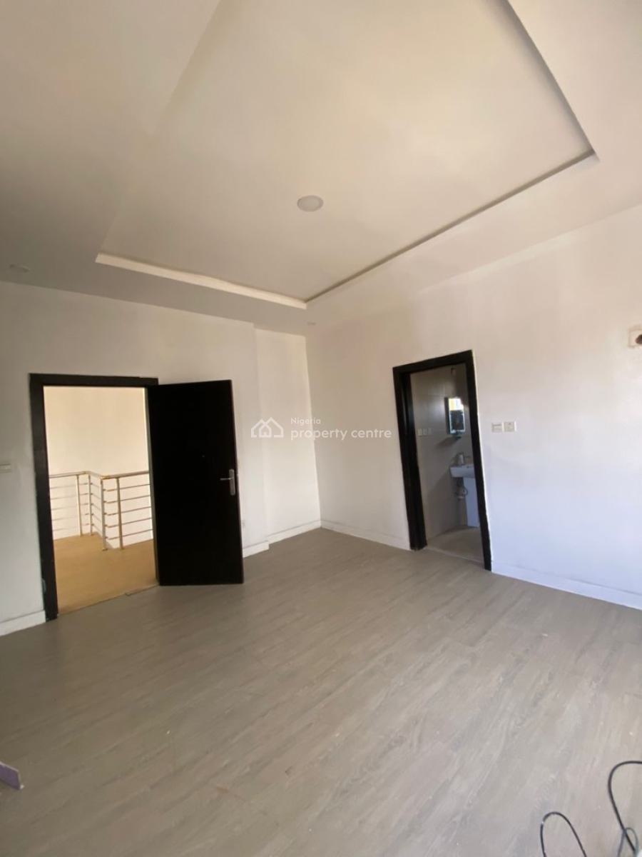 4bedroom Semi Terrace  ( Alone in a Compound), Chervon Drive, Lekki Expressway, Lekki, Lagos, Terraced Duplex for Rent