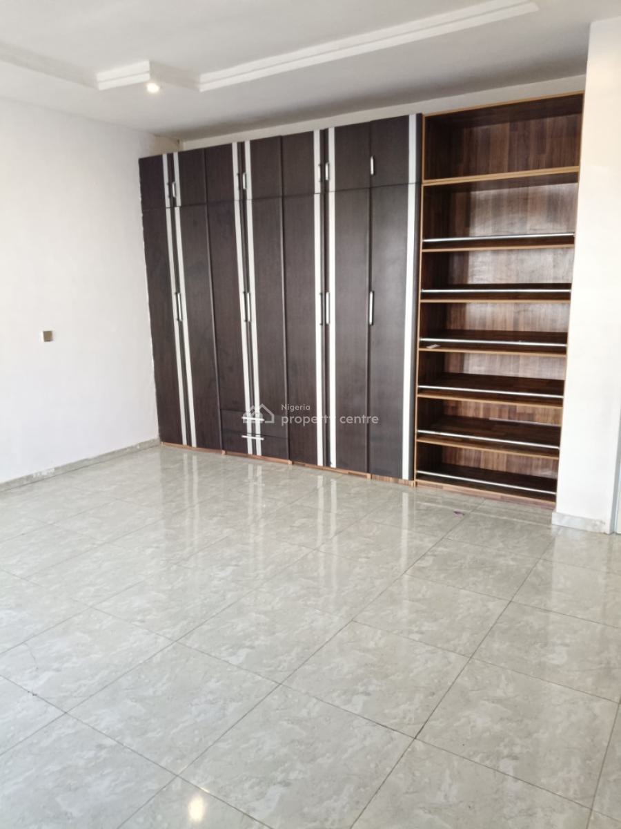 Master Bedroom Shared Apartment in Orchid, Orchid Road, Lekki, Lagos, Self Contain (single Rooms) for Rent