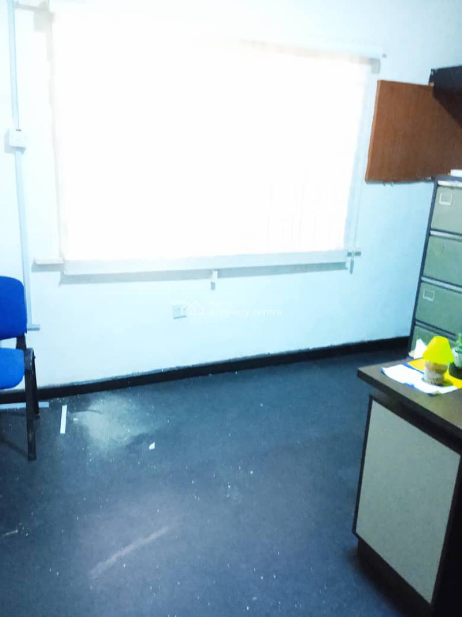 Miniflat, in an Estate @ Adeniyi Jones, Ikeja, Lagos, Flat / Apartment for Rent