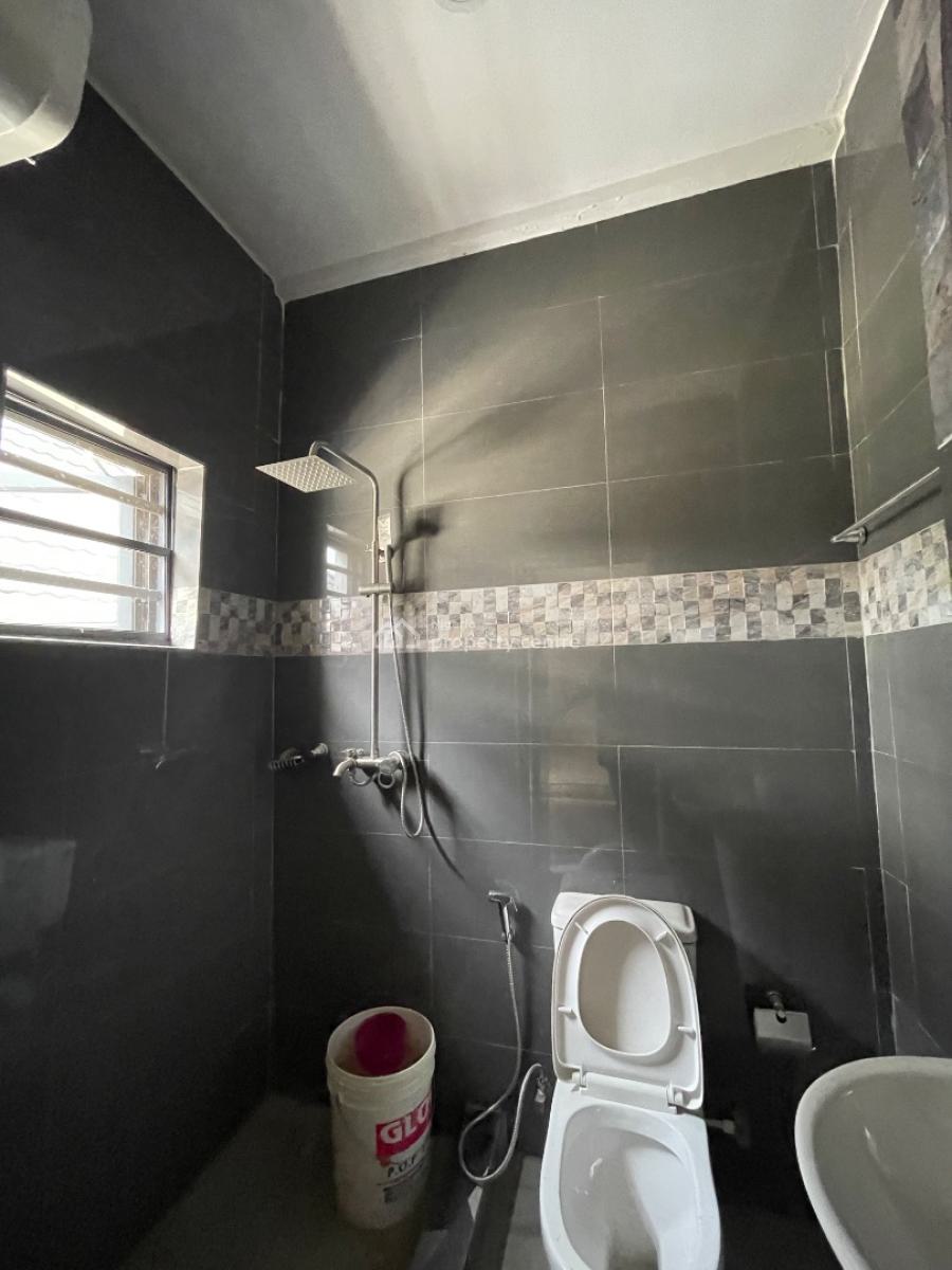 Executive Standard 3-bedroom Flat Upstairs, Alapere, Ketu, Lagos, Flat / Apartment for Rent