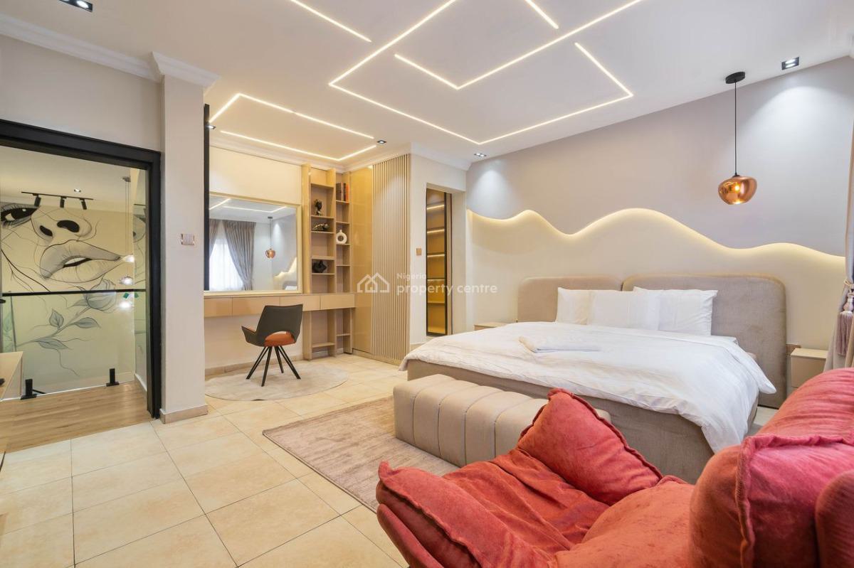 Luxuriously Fully Furnished 3 Bedroom Apartment, Off Admiralty Way, Lekki Phase 1, Lekki, Lagos, Flat / Apartment Short Let