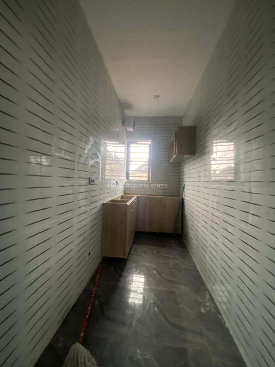 Newly Built Upstairs, Goodnews Estate, Sangotedo, Ajah, Lagos, Flat / Apartment for Rent