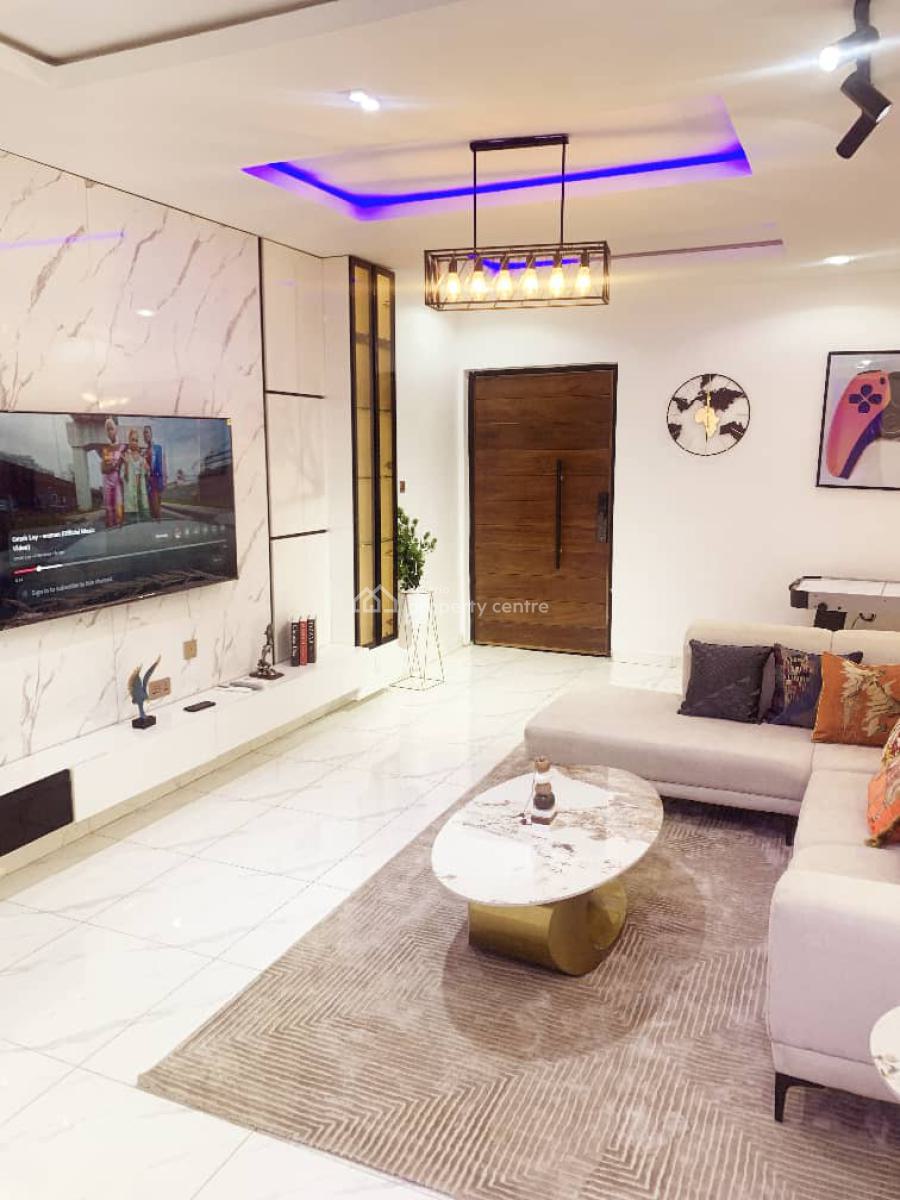 Luxuriously 2 Bedroom Fully Furnished Apartment, Chisco Ikate, Lekki Phase 1, Lekki, Lagos, Flat / Apartment Short Let