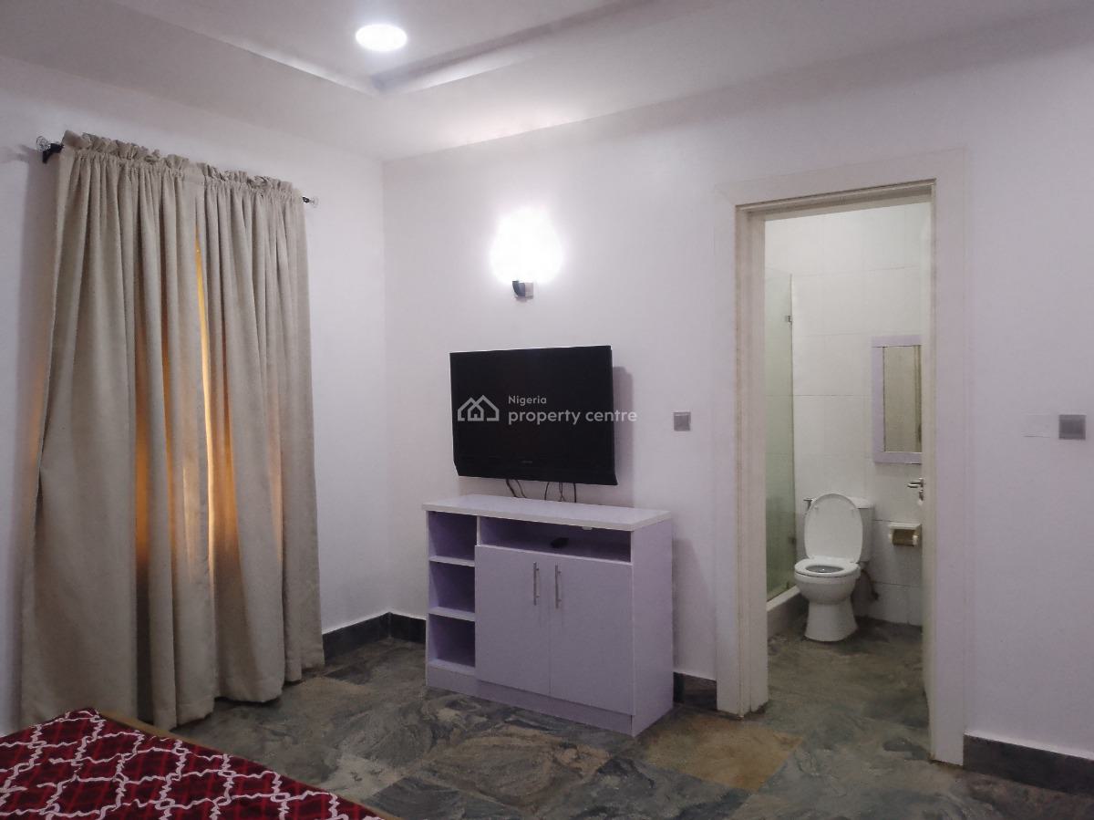 Luxury Furnished Studio Two Bedroom Apartment, Behind Nnpc Filling Station, Jahi, Abuja, Flat / Apartment for Rent
