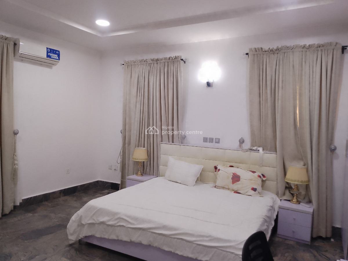 Luxury Furnished Studio Two Bedroom Apartment, Behind Nnpc Filling Station, Jahi, Abuja, Flat / Apartment for Rent