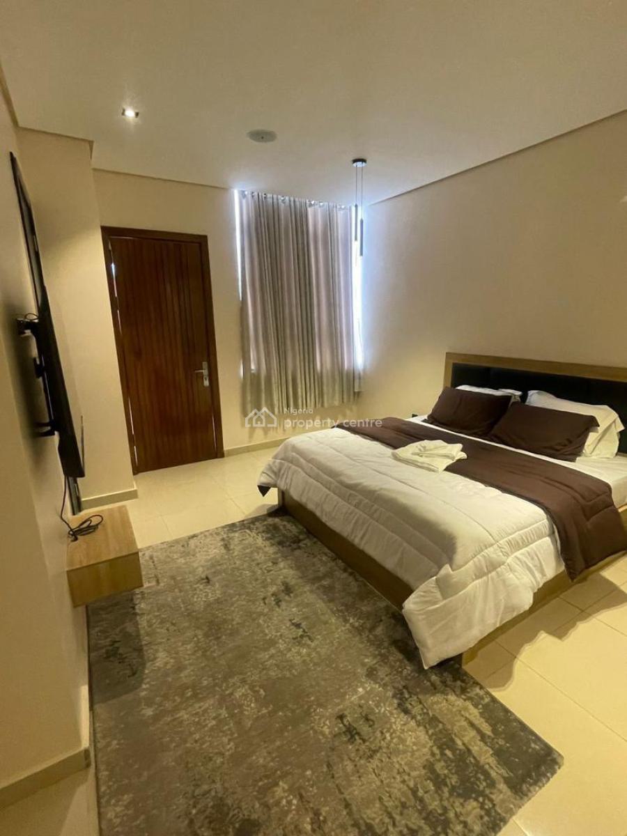 Furnished 3 Bedroom Apartment with Swimming Pool and Gym, Lekki Phase 1, Lekki, Lagos, Flat / Apartment for Sale