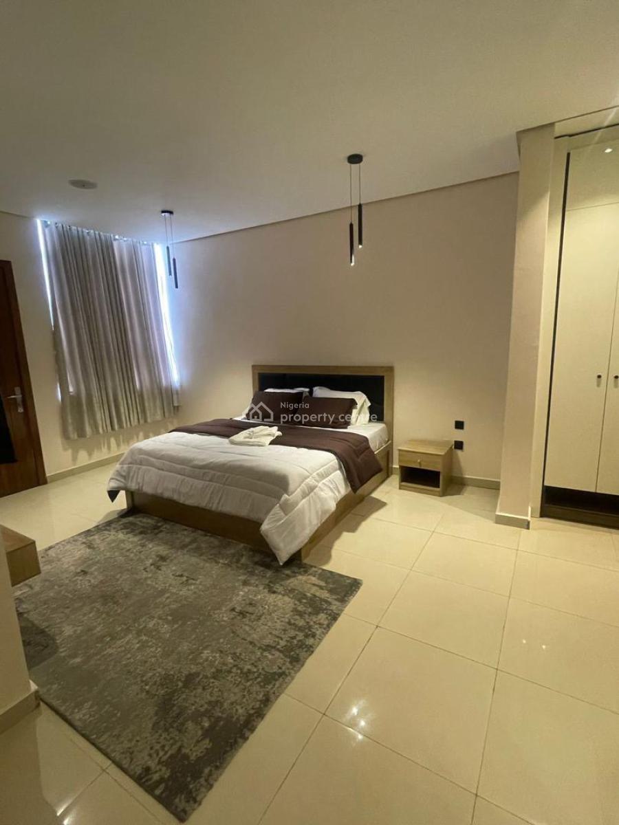 Furnished 3 Bedroom Apartment with Swimming Pool and Gym, Lekki Phase 1, Lekki, Lagos, Flat / Apartment for Sale