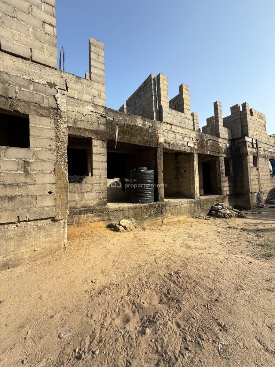 Dry Residential Land with 6 Units of 3 Bedroom Flats for Distress, Behind Blenco Suoermarket Olokonla/sangotedo, Olokonla, Ajah, Lagos, Residential Land for Sale