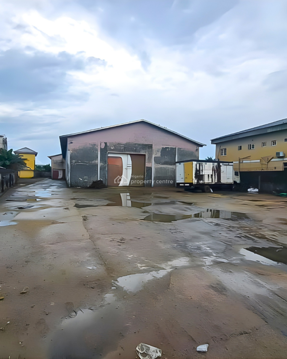 Warehouse Measuring 2000sqm with Parking Space & Offices, East West Road, Port Harcourt, Rivers, Warehouse for Rent