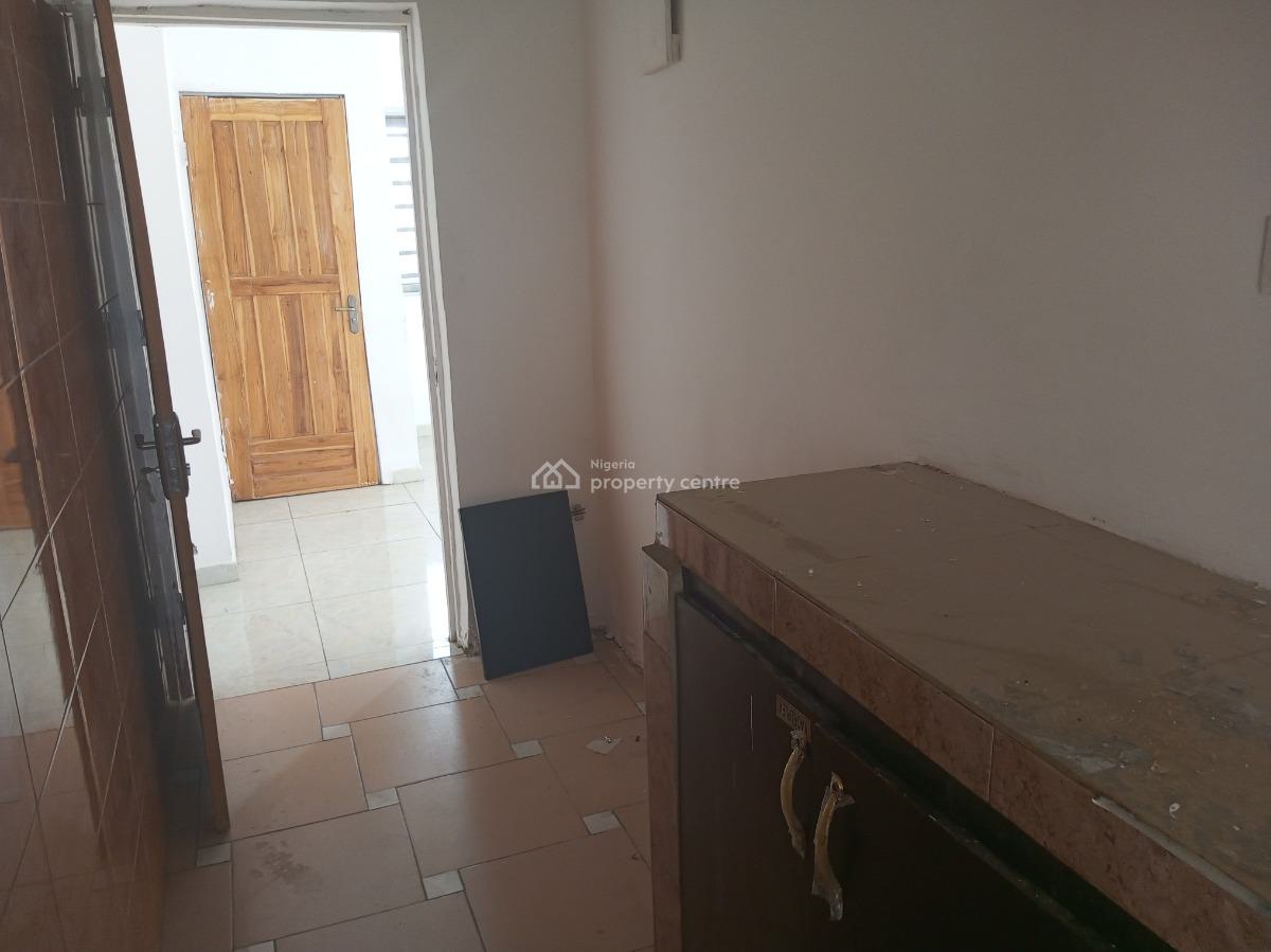 a Nice Room and Parlor, University View Estate, Olokonla, Ajah, Lagos, Mini Flat (room and Parlour) for Rent