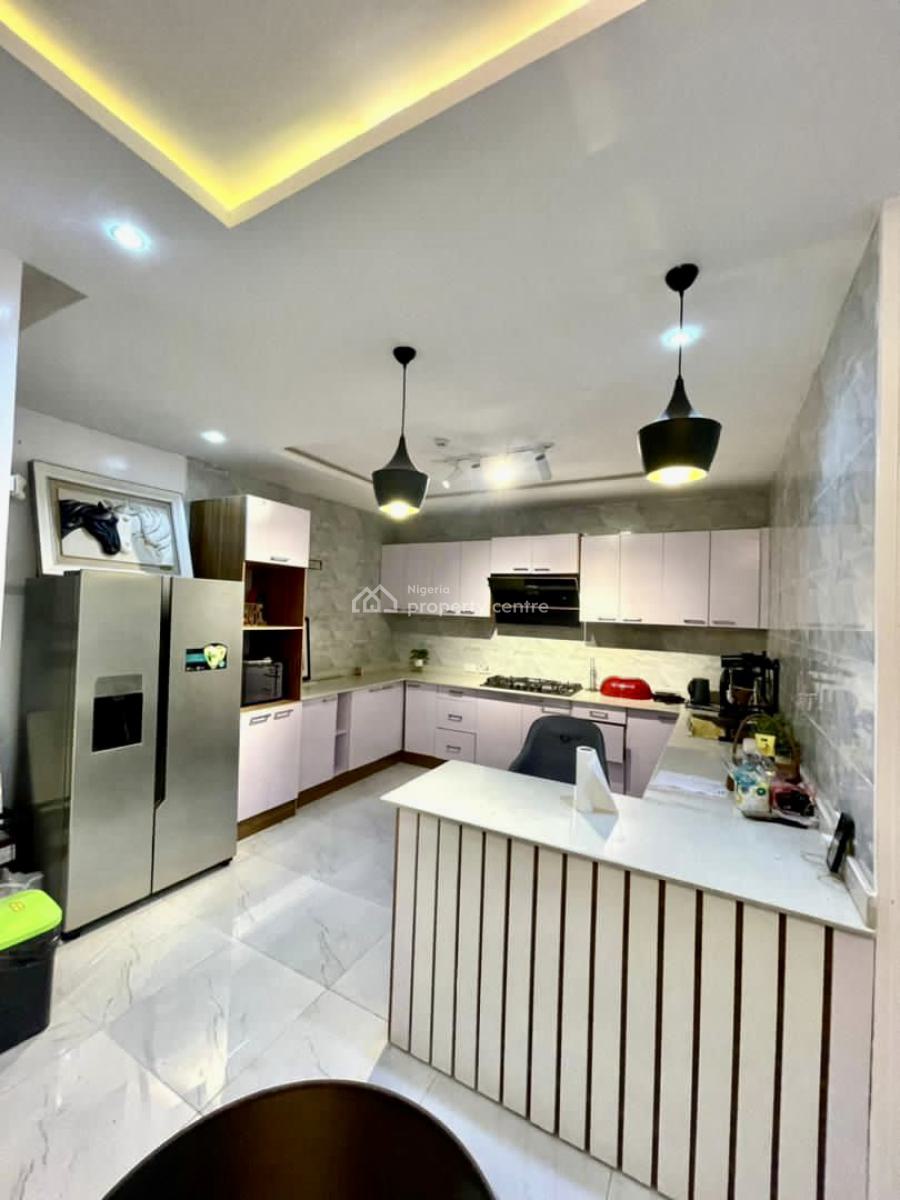 Awoof Deal! Beautifully Furnished 2 Bedroom Apartment with Inverter, Ikate, Lekki, Lagos, Flat / Apartment for Sale