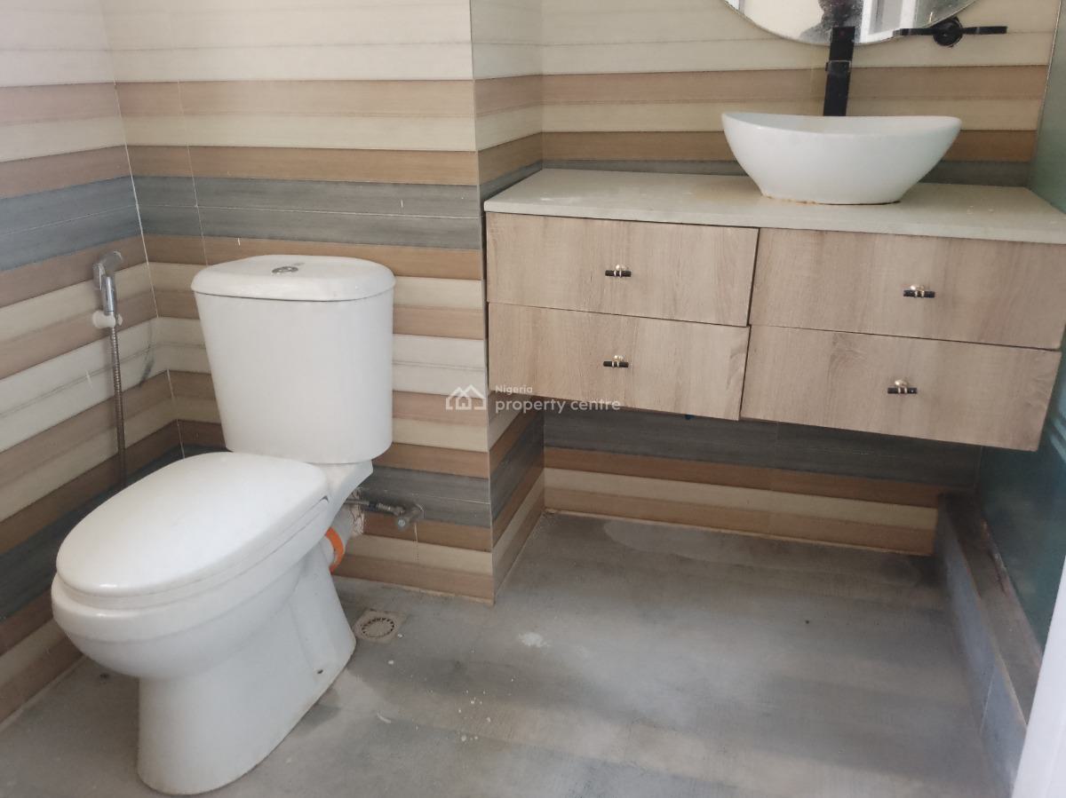 Luxury Three Bedroom Flat with Bq, Behind Nnpc Filling Station, Jahi, Abuja, Flat / Apartment for Rent