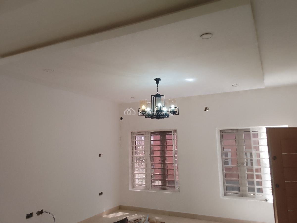 Luxury Three Bedroom Flat with Bq, Behind Nnpc Filling Station, Jahi, Abuja, Flat / Apartment for Rent