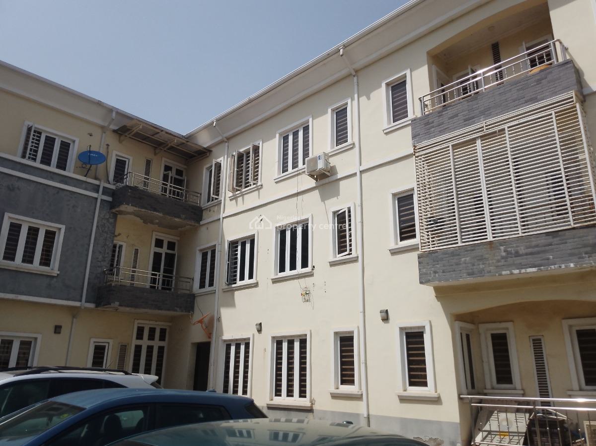 Luxury Three Bedroom Flat with Bq, Behind Nnpc Filling Station, Jahi, Abuja, Flat / Apartment for Rent