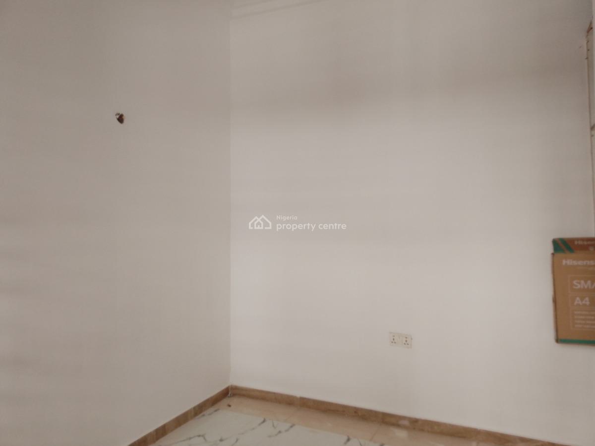 Luxury Three Bedroom Flat with Bq, Behind Nnpc Filling Station, Jahi, Abuja, Flat / Apartment for Rent