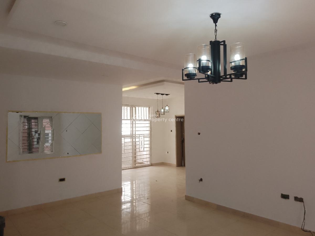 Luxury Three Bedroom Flat with Bq, Behind Nnpc Filling Station, Jahi, Abuja, Flat / Apartment for Rent