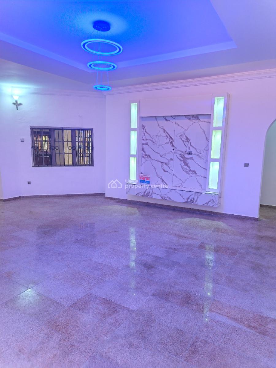 Moderate 3 Bedroom Apartment with Swimming Pool, Ikeja Gra, Ikeja, Lagos, Flat / Apartment for Rent
