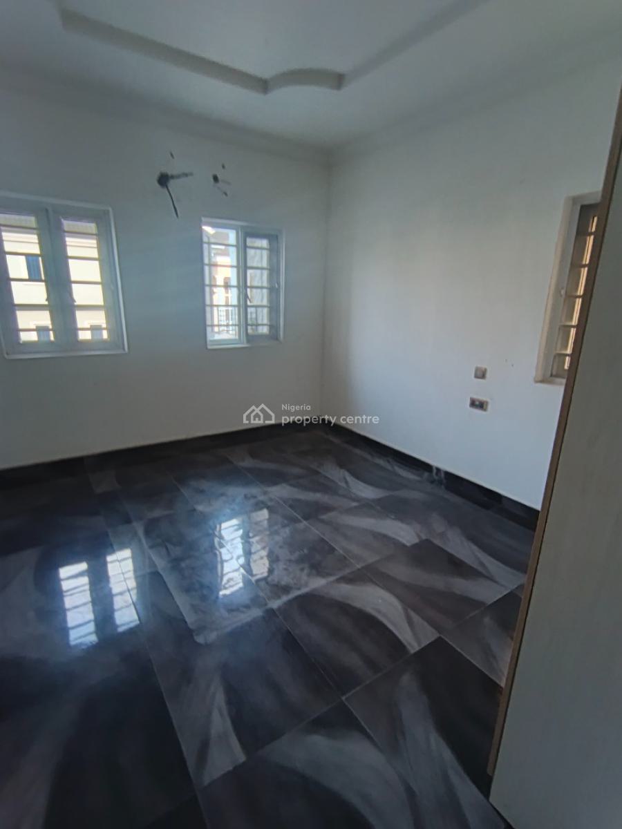 Moderate 3 Bedroom Apartment, Ikeja Gra, Ikeja, Lagos, Flat / Apartment for Rent