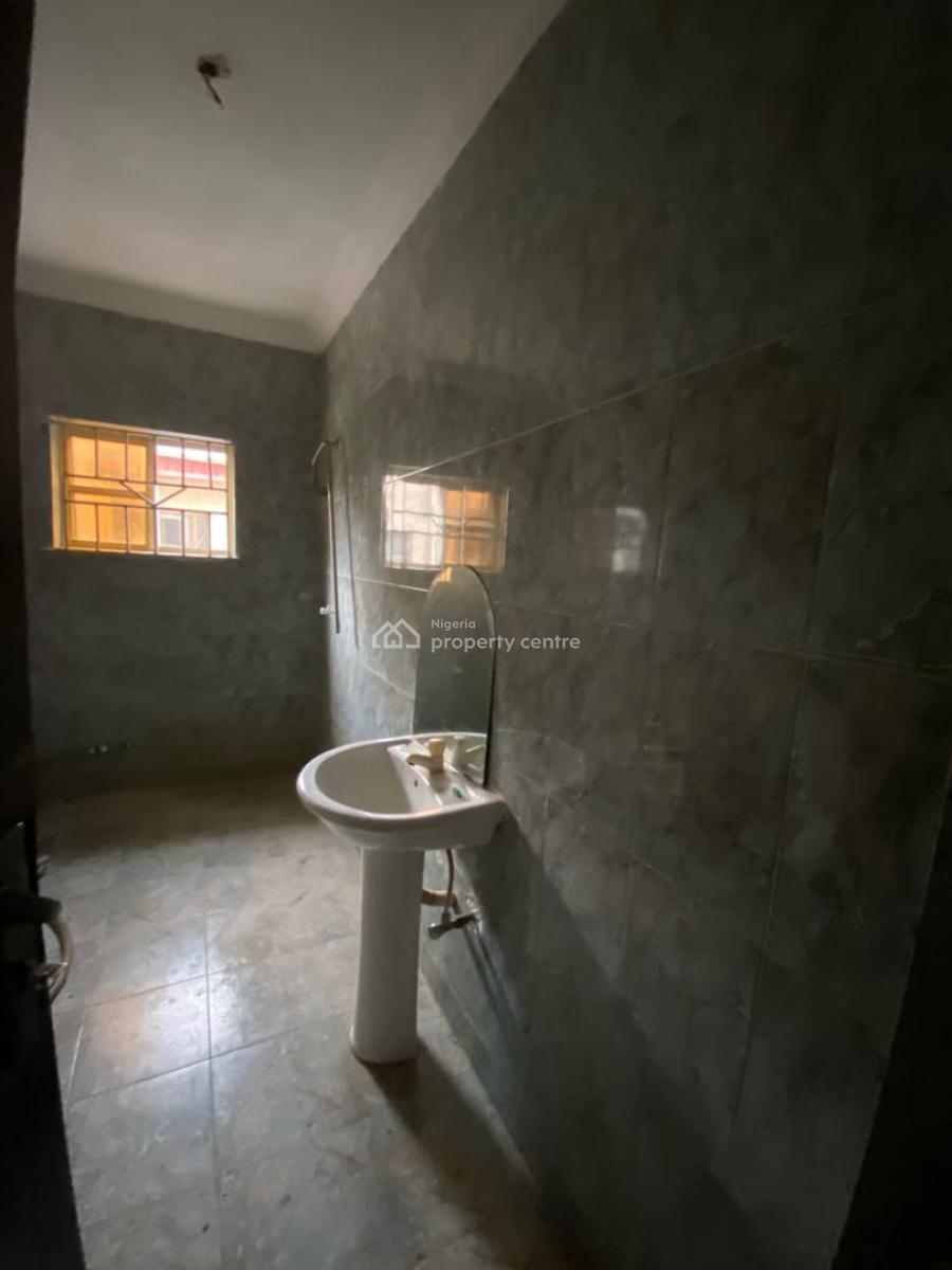 2 Bedroom Flat, Atlantic View Estate, New Road, Lekki, Lagos, Flat / Apartment for Rent