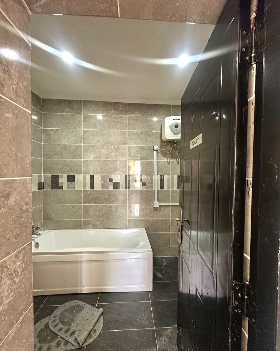 Spacious 3-bedroom House with Bq, Lekki, Lagos, Detached Duplex for Rent