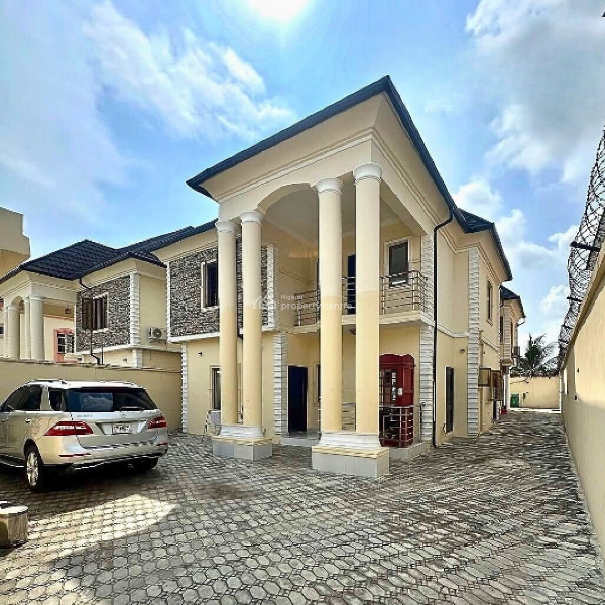 Spacious 3-bedroom House with Bq, Lekki, Lagos, Detached Duplex for Rent