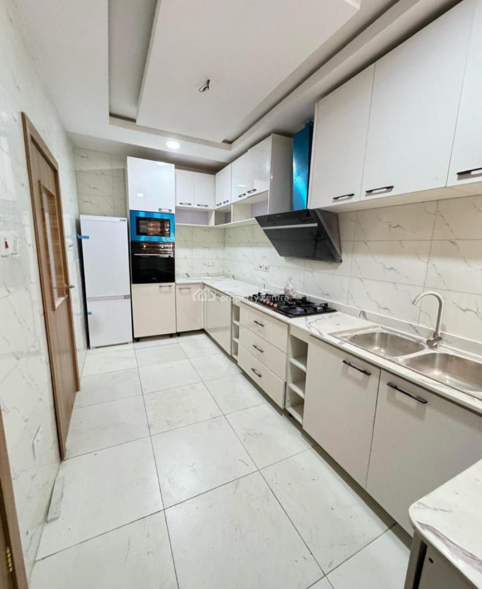 3 Bedroom  Spacious   Apartment, Gbagada Phase 1, Gbagada, Lagos, Flat / Apartment for Sale