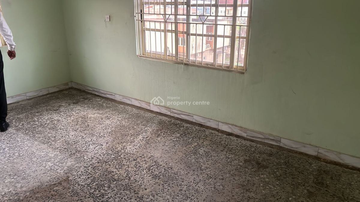 Lovely 3 Bedroom Apartment, Opebi, Opebi, Ikeja, Lagos, Flat / Apartment for Rent