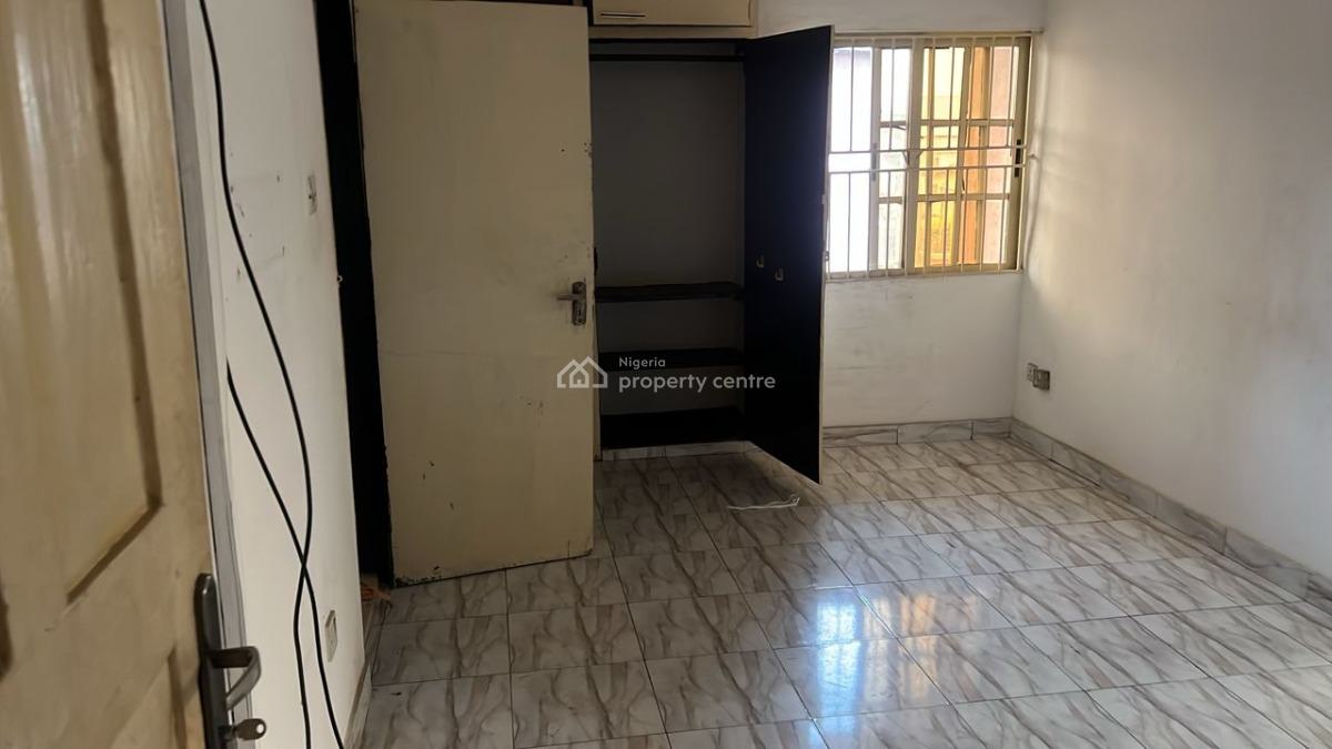 Lovely 3 Bedroom Apartment, Opebi, Opebi, Ikeja, Lagos, Flat / Apartment for Rent