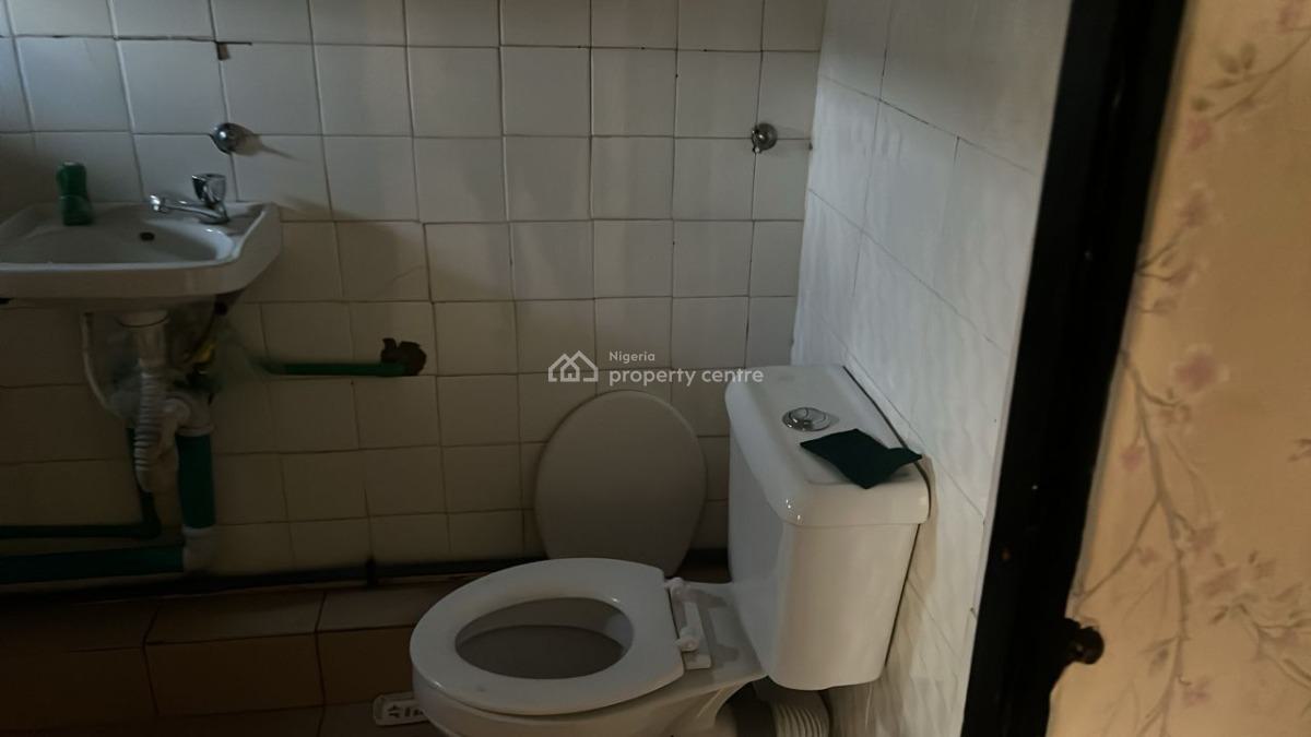 Lovely 3 Bedroom Apartment, Opebi, Opebi, Ikeja, Lagos, Flat / Apartment for Rent