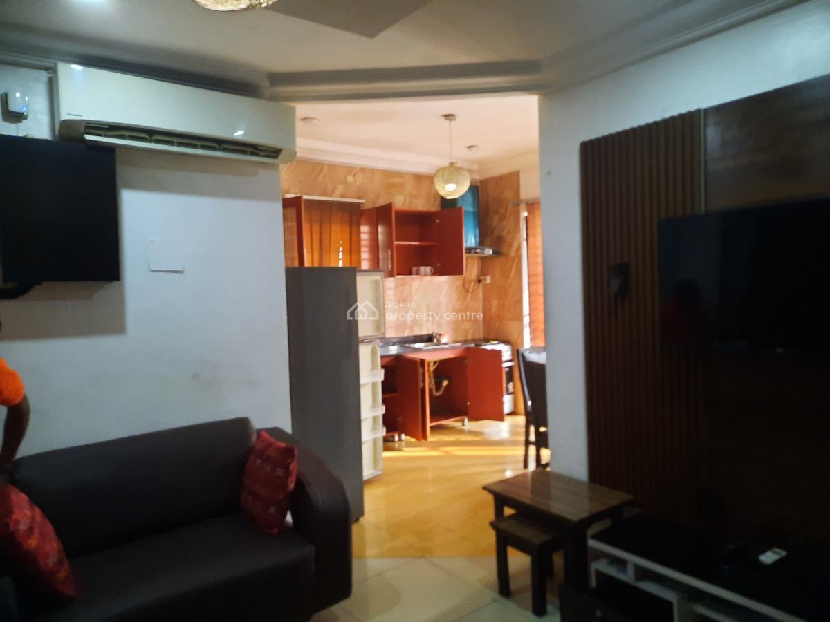 Exquisitely Furnished and Serviced 3bedroom Apartment, Ikeja Gra, Ikeja, Lagos, Flat / Apartment for Rent