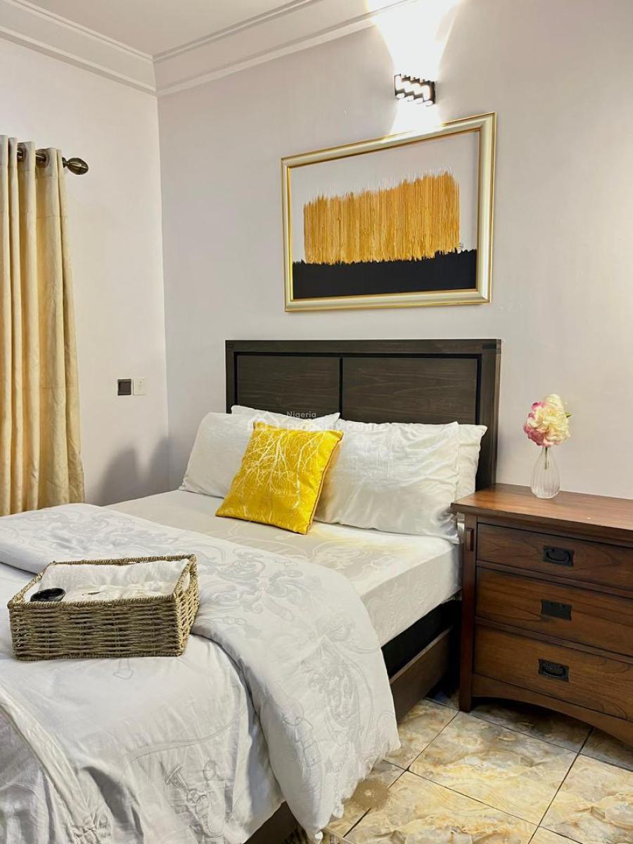 Luxury One Bedroom with Ps5, Swimming Pool and Gym., Lekki Phase 1, Lekki, Lagos, Flat / Apartment Short Let