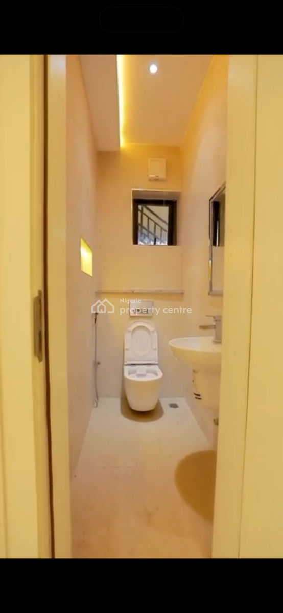 Luxury 3 Bedroom Flat in Jahi, Jahi, Abuja, Block of Flats for Sale