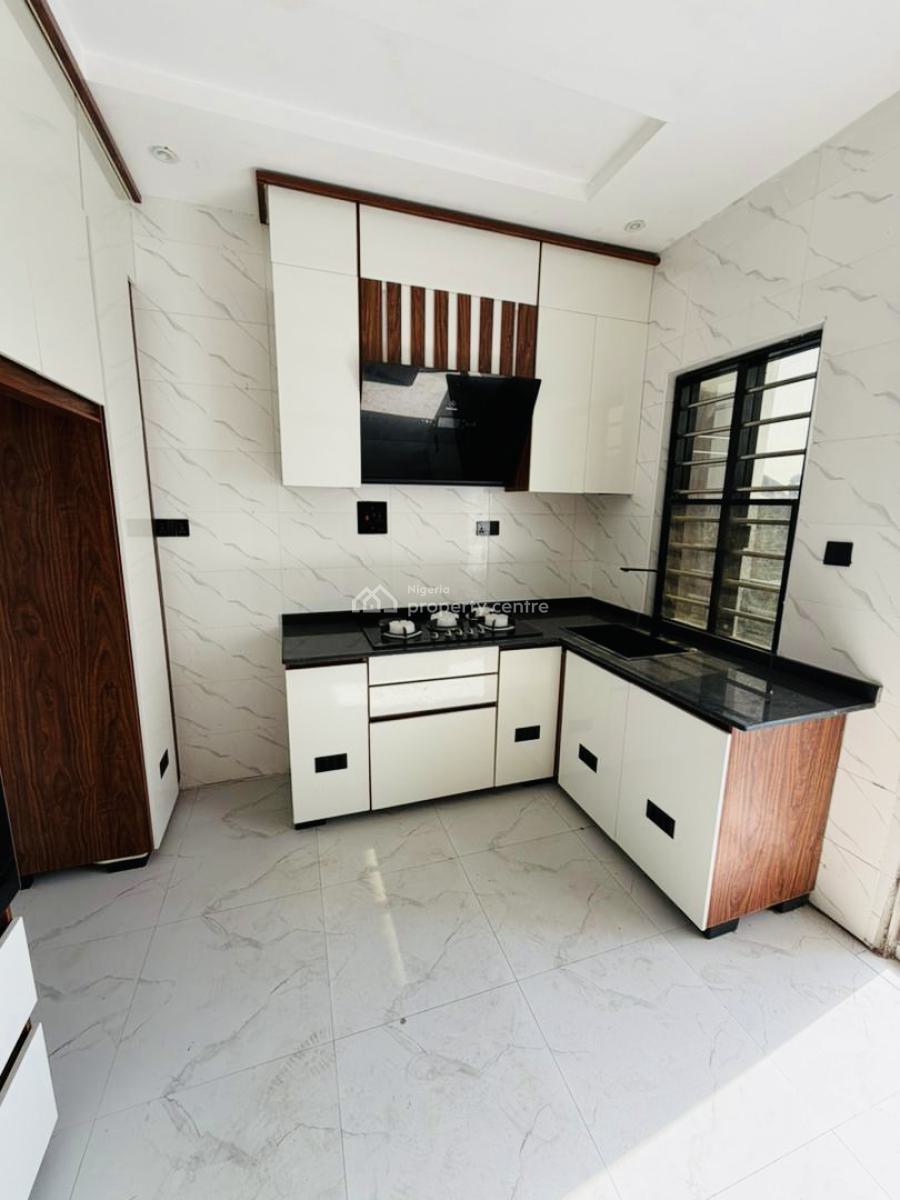 Newly Built Luxury 2 Bedroom Apartment, Igbon Efun Just Before Chevron. (best Deal in The Market), Lekki, Lagos, Flat / Apartment for Sale