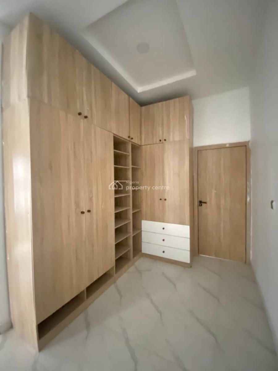 Stylist 4 Bedroom Semi-detached, Ikota, Lekki, Lagos, Semi-detached Duplex for Sale