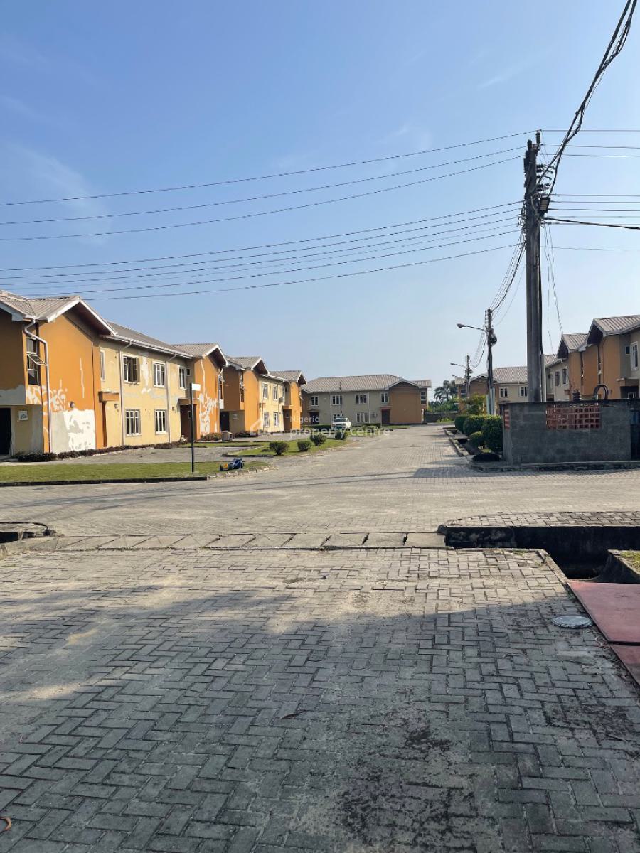 3 Bedroom Apartment in a Serene Secured Estate with Treated Water, Abijo, Lekki, Lagos, Flat / Apartment for Rent