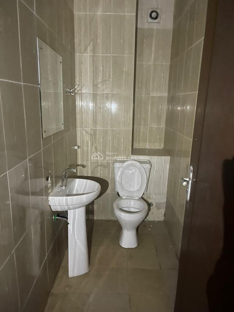 Standard and Luxurious Mini Flat with Personal Kitchen, Admiralty, Lekki Phase 1, Lekki, Lagos, Mini Flat (room and Parlour) for Rent