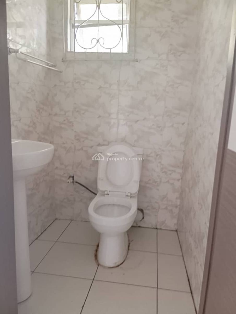 Beautiful 2 Bedroom Apartment, Orchid Road Immediately After Roundabout, Lekki, Lagos, Flat / Apartment for Rent