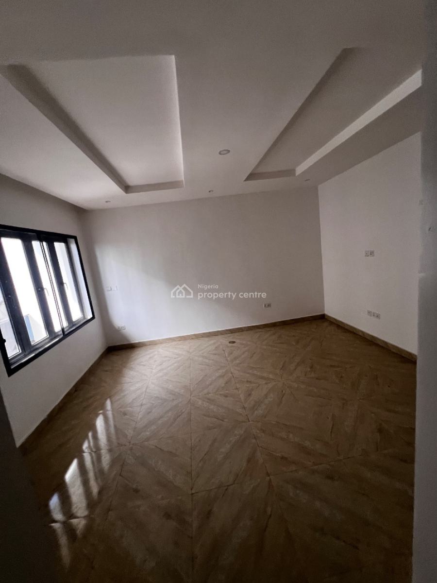 4 Bedroom Terrace Duplex with Bq, Pool and Gym at Lekki Phase 1, Off Admiralty, Lekki Phase 1, Lekki, Lagos, Terraced Duplex for Rent