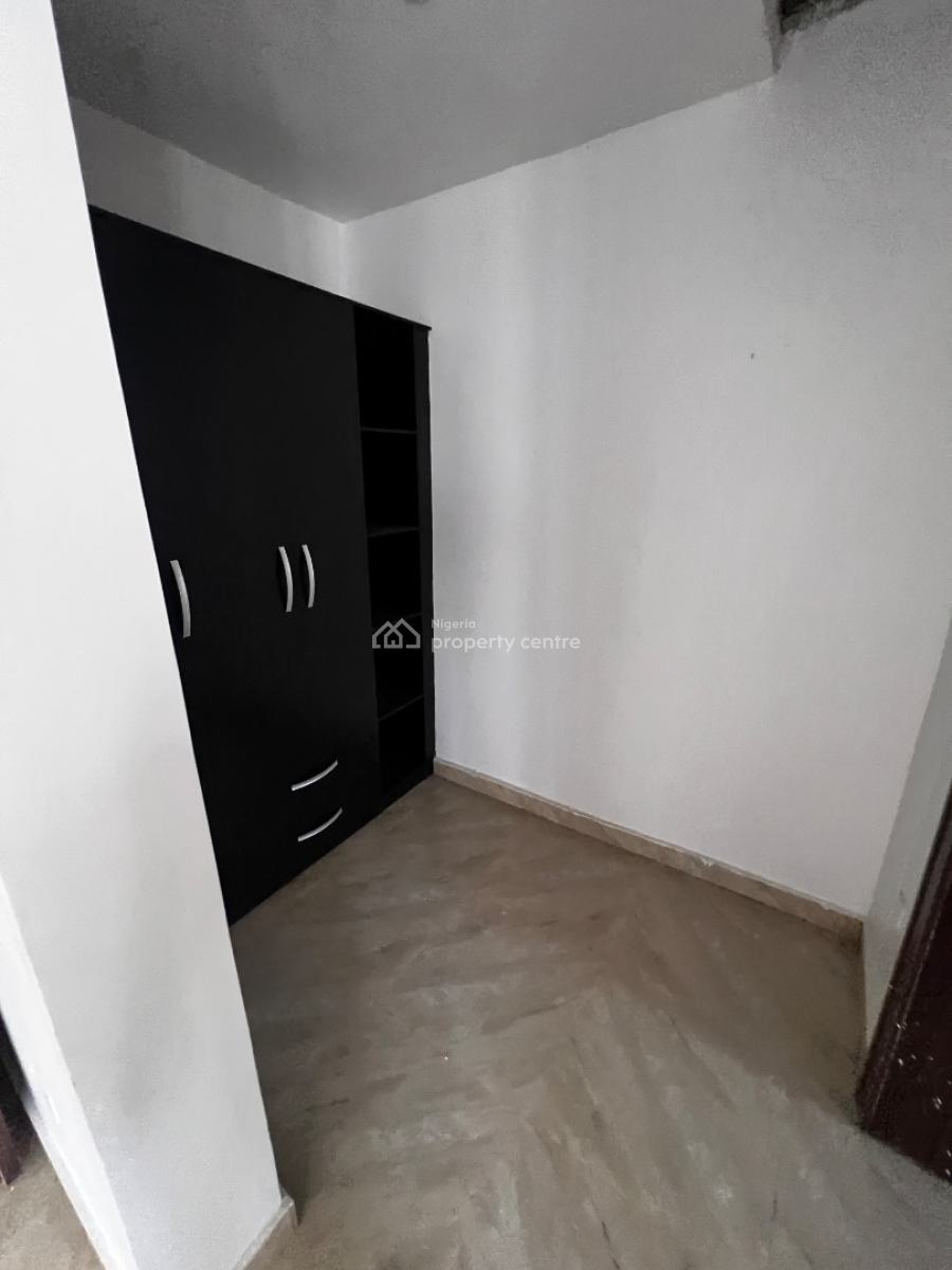 4 Bedroom Terrace Duplex with Bq, Pool and Gym at Lekki Phase 1, Off Admiralty, Lekki Phase 1, Lekki, Lagos, Terraced Duplex for Rent
