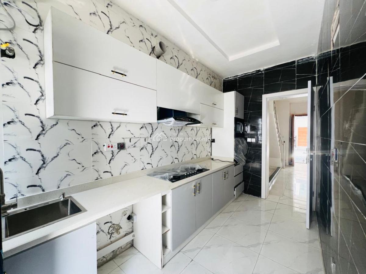 Neatly Built 3 Bedroom Terrace Duplex, Ikota, Lekki, Lagos, Terraced Duplex for Sale