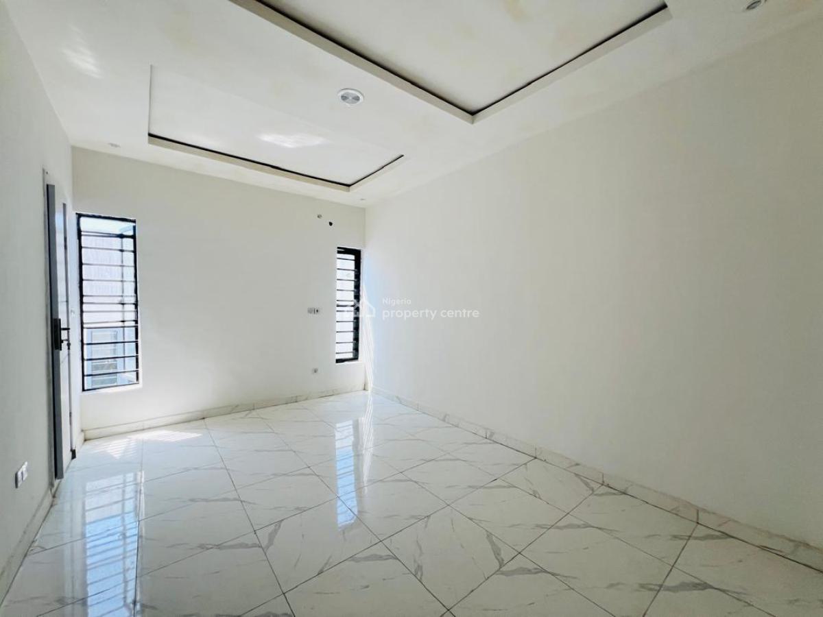 Neatly Built 3 Bedroom Terrace Duplex, Ikota, Lekki, Lagos, Terraced Duplex for Sale