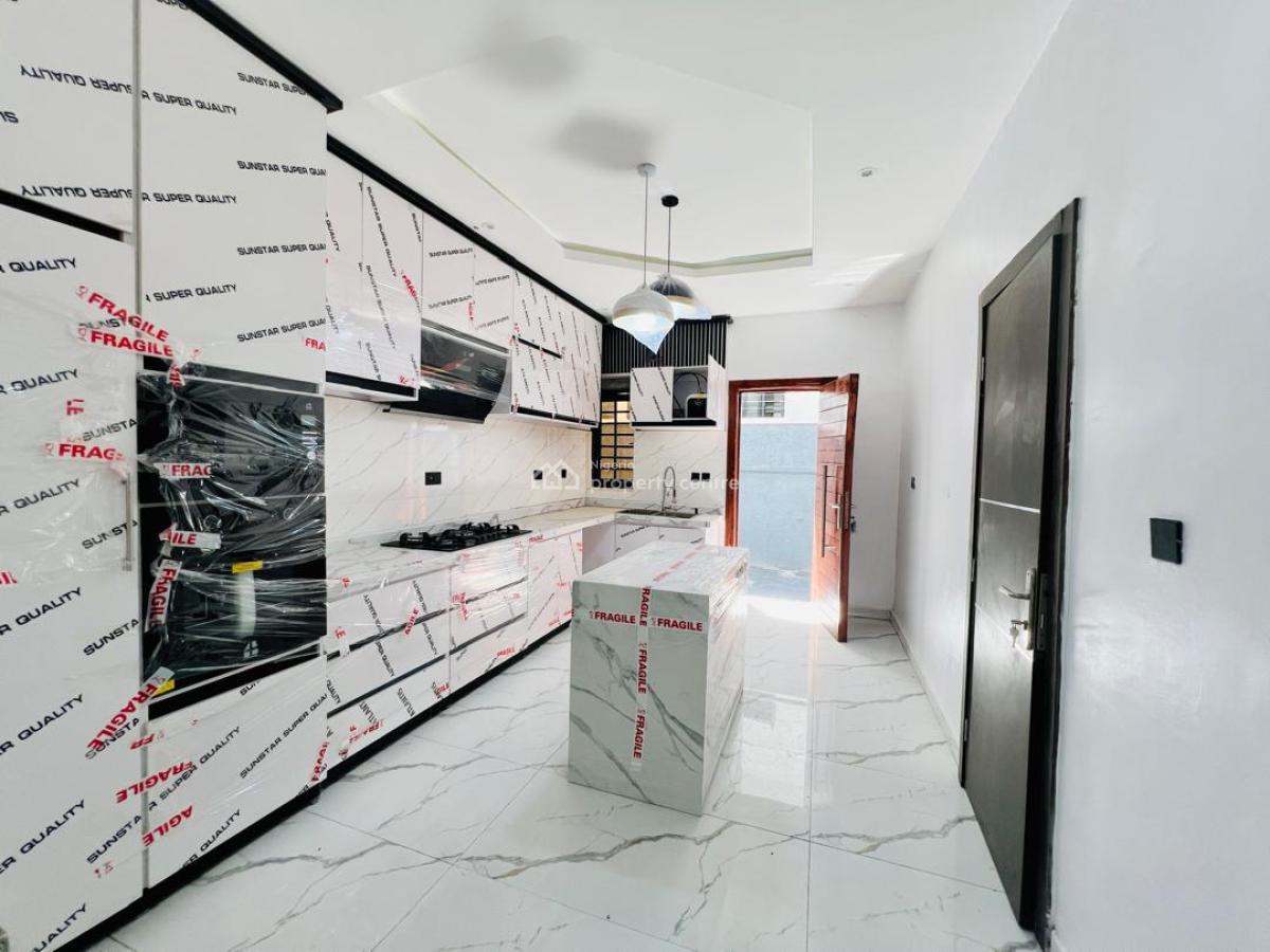 Lovely 3 Bedroom Terrace Duplex, Ikota, Lekki, Lagos, Terraced Duplex for Sale