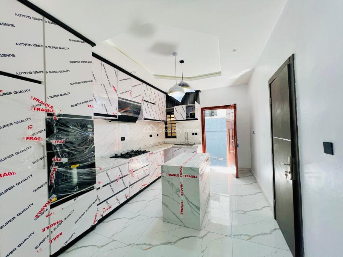 Lovely 3 Bedroom Terrace Duplex, Ikota, Lekki, Lagos, Terraced Duplex for Sale